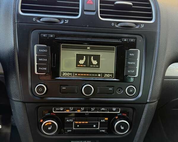 Синій Фольксваген Гольф, об'ємом двигуна 1.6 л та пробігом 255 тис. км за 8150 $, фото 23 на Automoto.ua