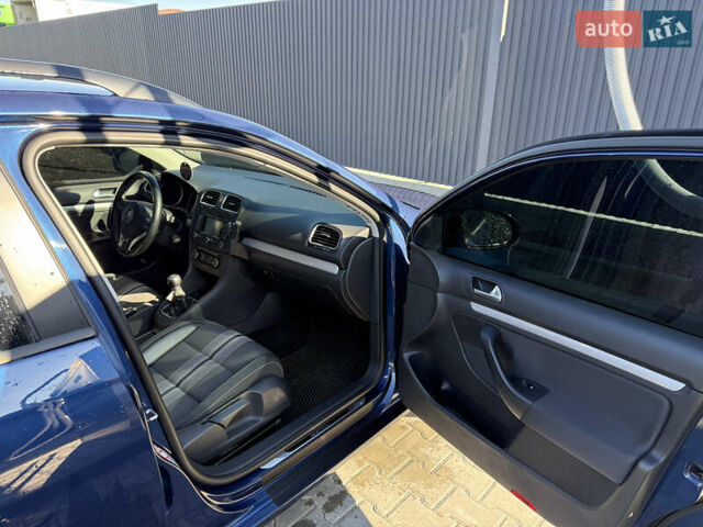 Синий Фольксваген Гольф, объемом двигателя 2 л и пробегом 340 тыс. км за 12000 $, фото 40 на Automoto.ua