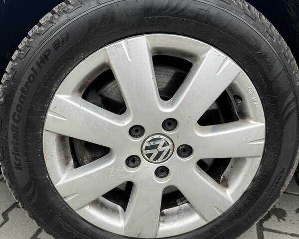 Синій Фольксваген Гольф, об'ємом двигуна 1.97 л та пробігом 264 тис. км за 9299 $, фото 22 на Automoto.ua