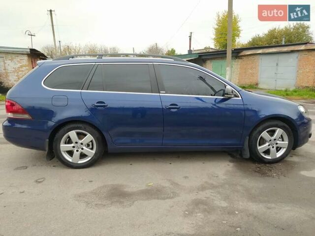 Фольксваген Гольф 2012 в Казатине на Automoto.ua Синий Фольксваген Гольф, объемом двигателя 1.6 л и пробегом 280 тыс. км за 8500 $, фото 9 на Automoto.ua