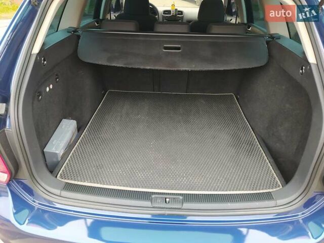 Фольксваген Гольф 2012 в Казатине на Automoto.ua Синий Фольксваген Гольф, объемом двигателя 1.6 л и пробегом 280 тыс. км за 8500 $, фото 19 на Automoto.ua