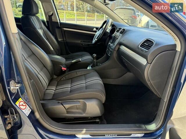 Синій Фольксваген Гольф, об'ємом двигуна 1.6 л та пробігом 255 тис. км за 8150 $, фото 11 на Automoto.ua