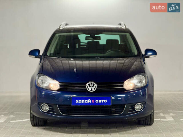Синий Фольксваген Гольф, объемом двигателя 1.6 л и пробегом 226 тыс. км за 8300 $, фото 1 на Automoto.ua