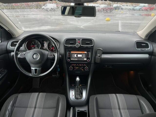 Синій Фольксваген Гольф, об'ємом двигуна 1.6 л та пробігом 252 тис. км за 7800 $, фото 4 на Automoto.ua