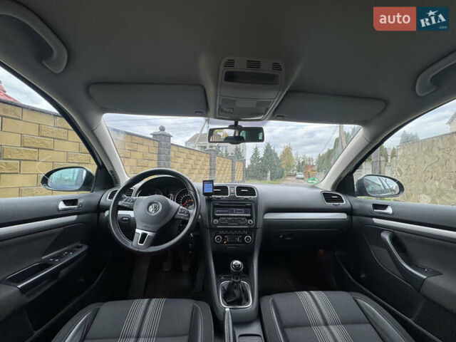 Синій Фольксваген Гольф, об'ємом двигуна 1.6 л та пробігом 235 тис. км за 7500 $, фото 2 на Automoto.ua