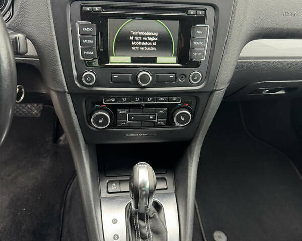 Синій Фольксваген Гольф, об'ємом двигуна 1.97 л та пробігом 264 тис. км за 9299 $, фото 28 на Automoto.ua