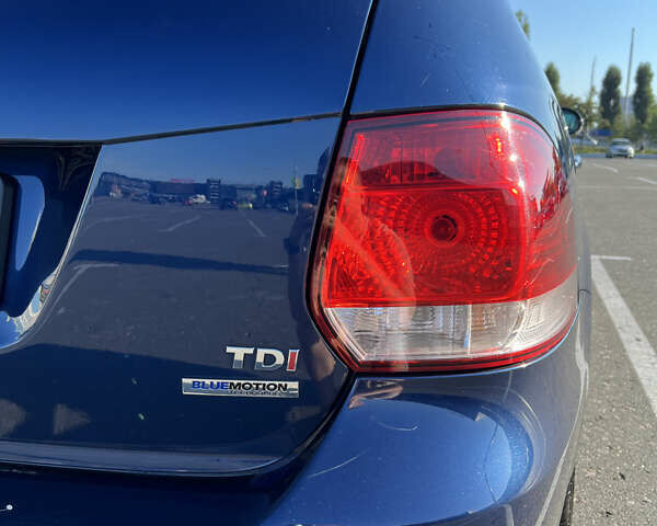 Синий Фольксваген Гольф, объемом двигателя 1.6 л и пробегом 225 тыс. км за 8800 $, фото 32 на Automoto.ua