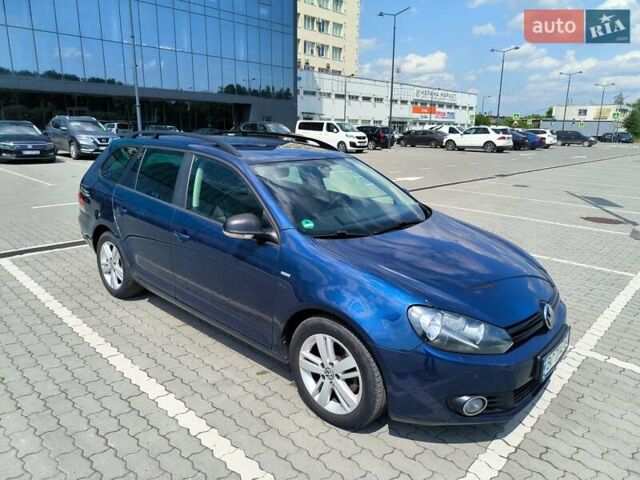 Синий Фольксваген Гольф, объемом двигателя 1.6 л и пробегом 207 тыс. км за 8600 $, фото 1 на Automoto.ua