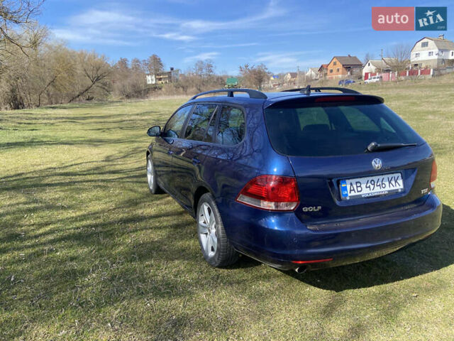 Синий Фольксваген Гольф, объемом двигателя 1.6 л и пробегом 214 тыс. км за 8950 $, фото 4 на Automoto.ua