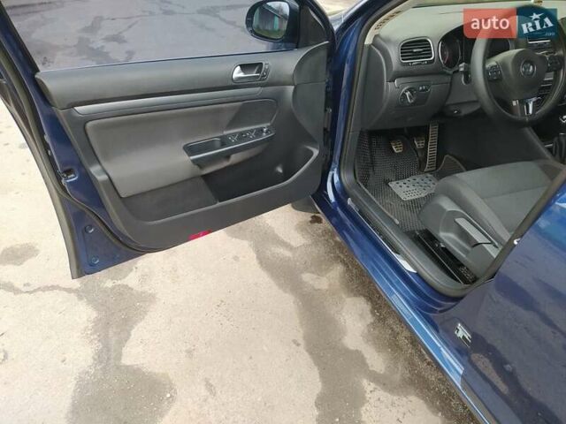 Фольксваген Гольф 2012 в Казатине на Automoto.ua Синий Фольксваген Гольф, объемом двигателя 1.6 л и пробегом 280 тыс. км за 8500 $, фото 15 на Automoto.ua