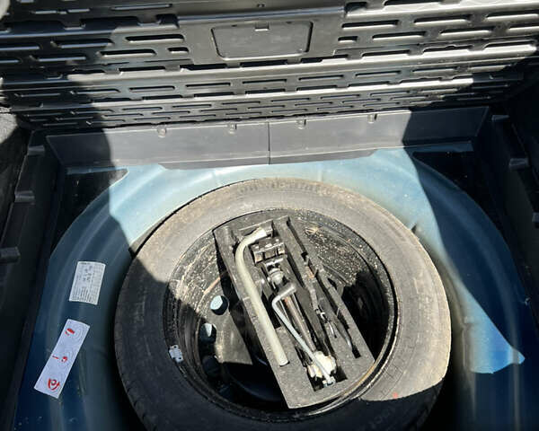 Синий Фольксваген Гольф, объемом двигателя 1.6 л и пробегом 257 тыс. км за 8300 $, фото 14 на Automoto.ua