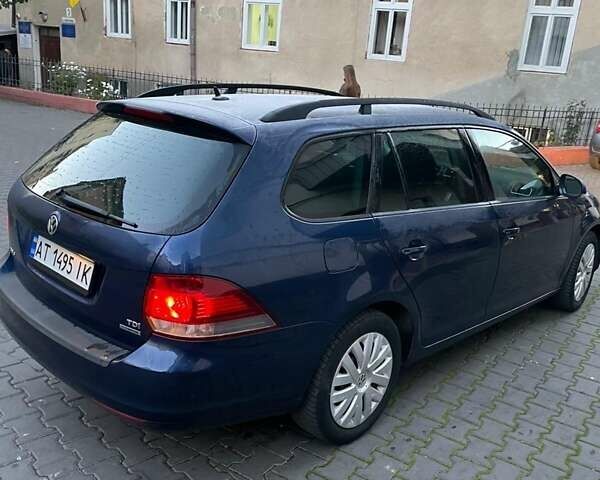 Синий Фольксваген Гольф, объемом двигателя 1.6 л и пробегом 134 тыс. км за 9350 $, фото 2 на Automoto.ua