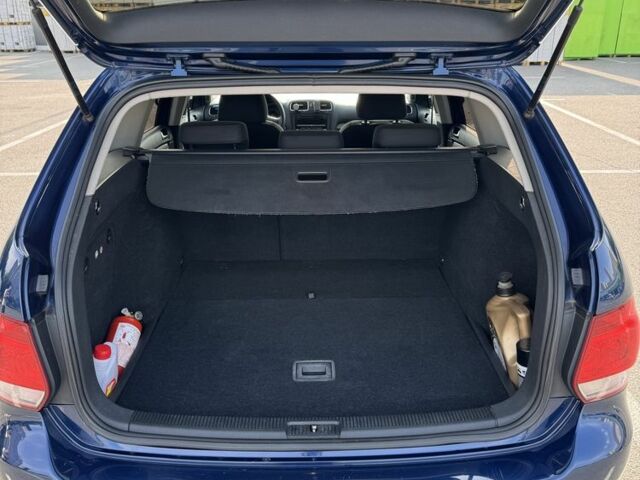 Синий Фольксваген Гольф, объемом двигателя 1.6 л и пробегом 270 тыс. км за 6900 $, фото 15 на Automoto.ua