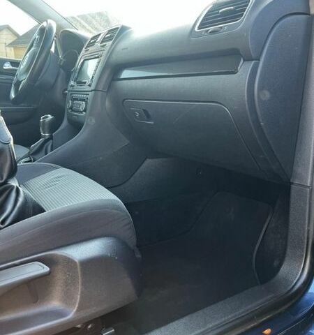 Синий Фольксваген Гольф, объемом двигателя 1.39 л и пробегом 145 тыс. км за 8500 $, фото 5 на Automoto.ua