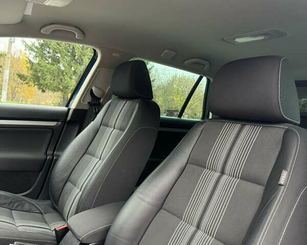 Синий Фольксваген Гольф, объемом двигателя 1.6 л и пробегом 188 тыс. км за 8499 $, фото 26 на Automoto.ua