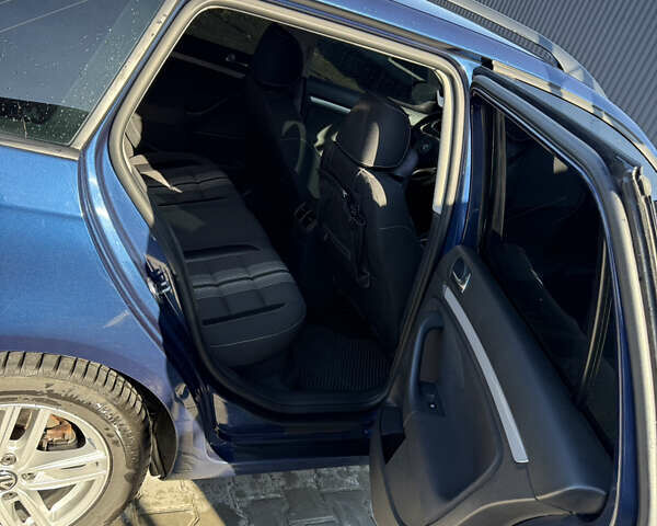 Синий Фольксваген Гольф, объемом двигателя 2 л и пробегом 340 тыс. км за 12000 $, фото 38 на Automoto.ua