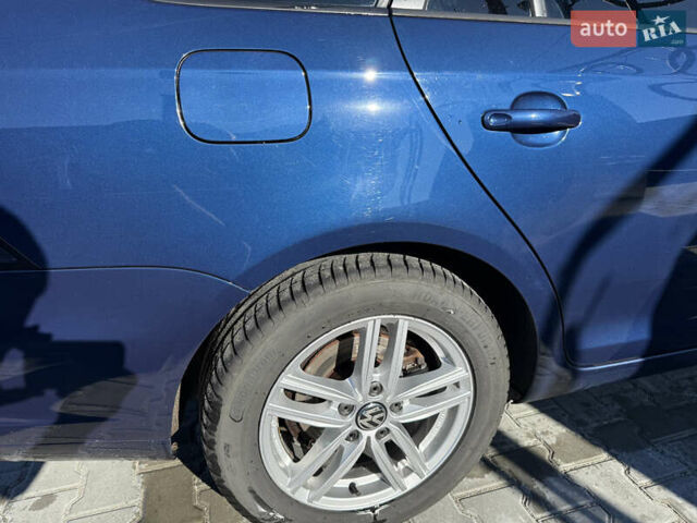 Синий Фольксваген Гольф, объемом двигателя 2 л и пробегом 340 тыс. км за 12000 $, фото 5 на Automoto.ua