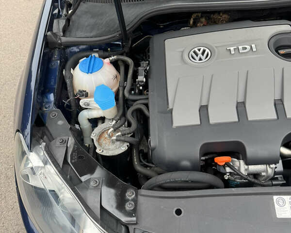 Синий Фольксваген Гольф, объемом двигателя 1.6 л и пробегом 188 тыс. км за 8499 $, фото 51 на Automoto.ua