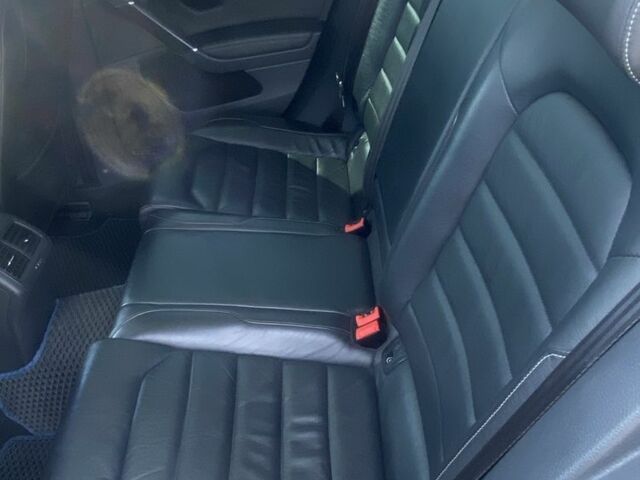 Синий Фольксваген Гольф, объемом двигателя 1.6 л и пробегом 355 тыс. км за 10500 $, фото 7 на Automoto.ua