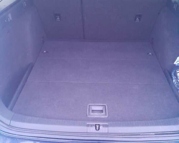 Синий Фольксваген Гольф, объемом двигателя 1.6 л и пробегом 257 тыс. км за 8300 $, фото 13 на Automoto.ua