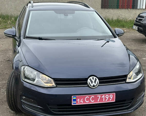 Синий Фольксваген Гольф, объемом двигателя 1.2 л и пробегом 225 тыс. км за 9999 $, фото 1 на Automoto.ua