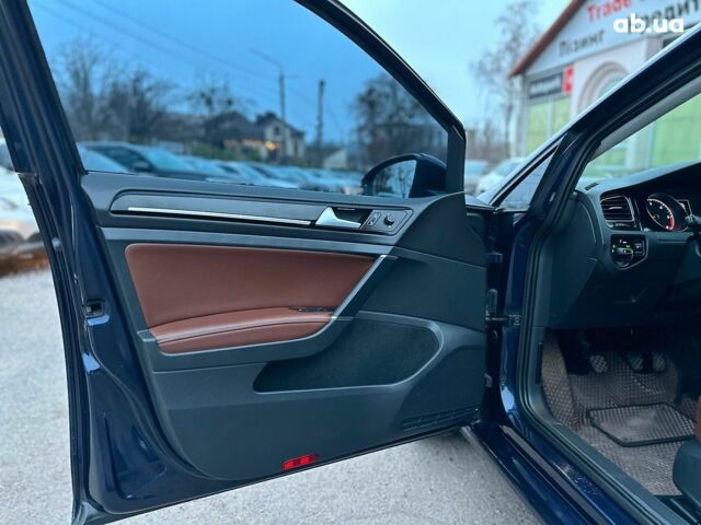 Синий Фольксваген Гольф, объемом двигателя 1.6 л и пробегом 251 тыс. км за 11490 $, фото 30 на Automoto.ua