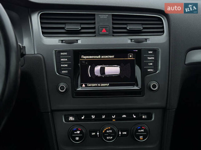 Синій Фольксваген Гольф, об'ємом двигуна 1.6 л та пробігом 283 тис. км за 11300 $, фото 27 на Automoto.ua