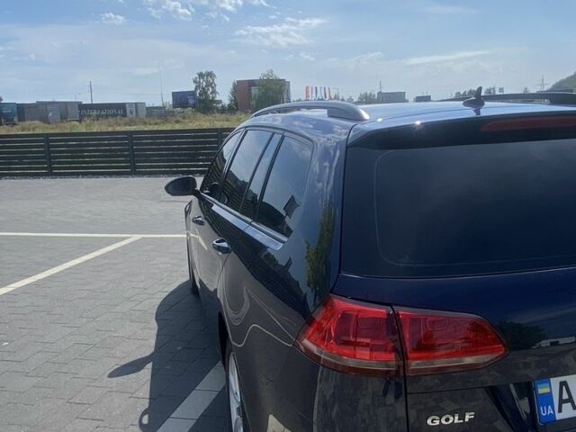 Синий Фольксваген Гольф, объемом двигателя 1.6 л и пробегом 355 тыс. км за 10500 $, фото 2 на Automoto.ua