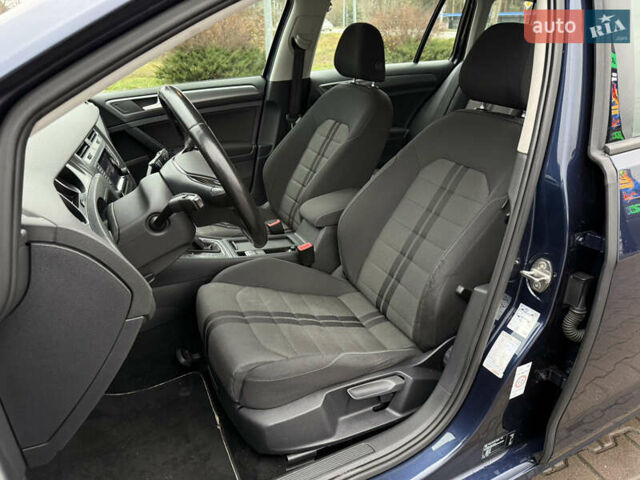 Синій Фольксваген Гольф, об'ємом двигуна 1.6 л та пробігом 283 тис. км за 10950 $, фото 36 на Automoto.ua