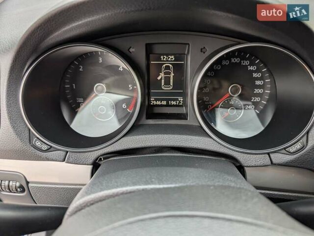 Синій Фольксваген Гольф, об'ємом двигуна 1.6 л та пробігом 294 тис. км за 9100 $, фото 11 на Automoto.ua