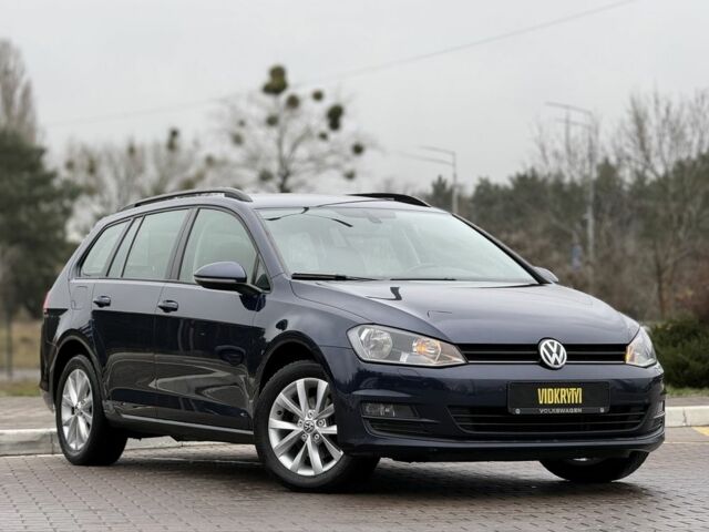 Синий Фольксваген Гольф, объемом двигателя 1.6 л и пробегом 283 тыс. км за 10950 $, фото 4 на Automoto.ua