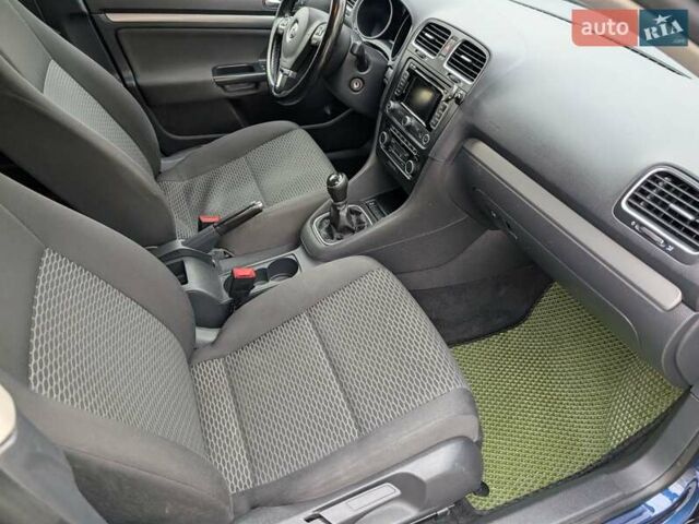 Синій Фольксваген Гольф, об'ємом двигуна 1.6 л та пробігом 294 тис. км за 9100 $, фото 27 на Automoto.ua