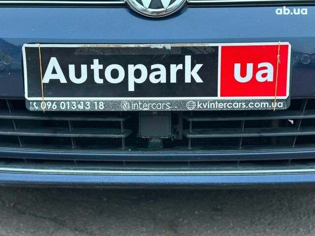 Синий Фольксваген Гольф, объемом двигателя 1.6 л и пробегом 251 тыс. км за 11490 $, фото 7 на Automoto.ua