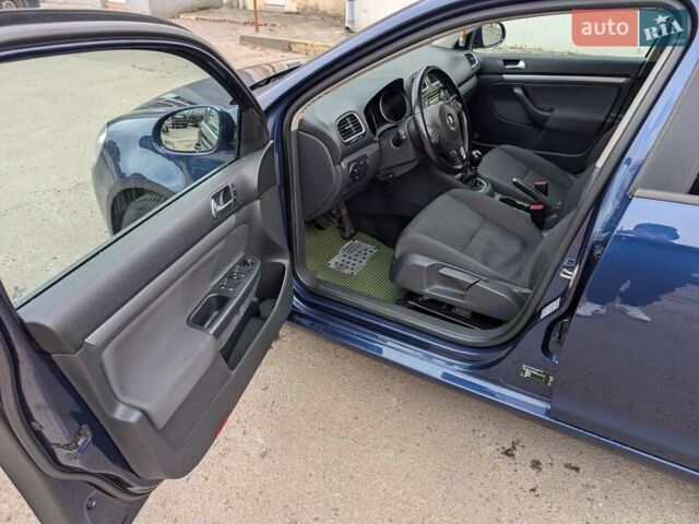 Синій Фольксваген Гольф, об'ємом двигуна 1.6 л та пробігом 294 тис. км за 9100 $, фото 8 на Automoto.ua