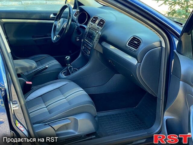 Синий Фольксваген Гольф, объемом двигателя 2 л и пробегом 210 тыс. км за 9400 $, фото 8 на Automoto.ua