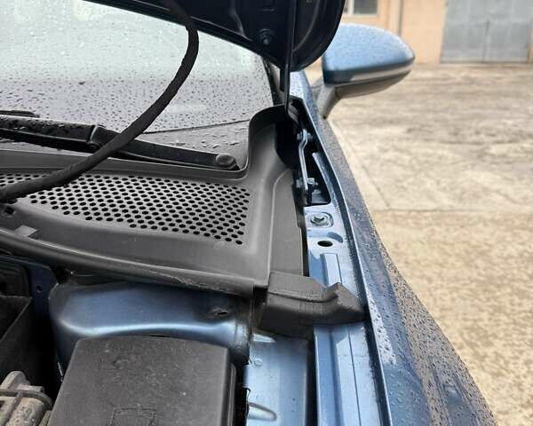 Синий Фольксваген Гольф, объемом двигателя 1.97 л и пробегом 271 тыс. км за 9700 $, фото 21 на Automoto.ua