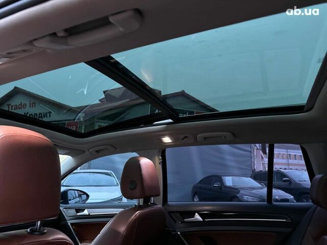 Синий Фольксваген Гольф, объемом двигателя 1.6 л и пробегом 251 тыс. км за 11490 $, фото 20 на Automoto.ua