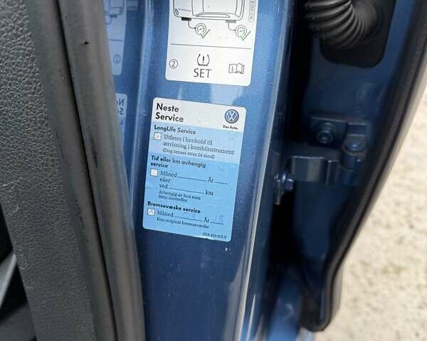 Синий Фольксваген Гольф, объемом двигателя 1.97 л и пробегом 271 тыс. км за 9700 $, фото 29 на Automoto.ua