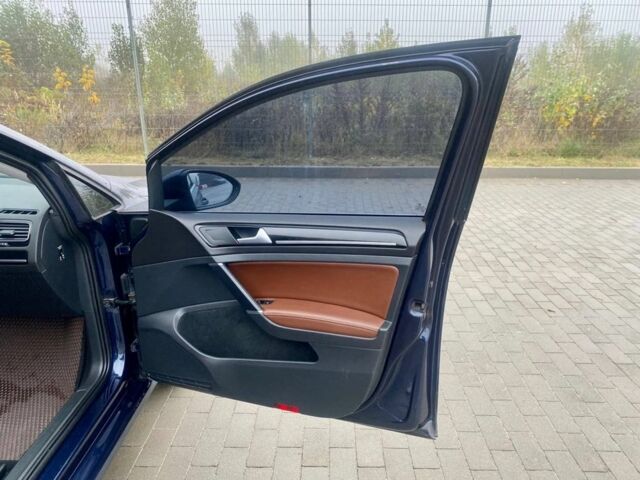 Фольксваген Гольф 2013 в Виннице на Automoto.ua Синий Фольксваген Гольф, объемом двигателя 1.6 л и пробегом 250 тыс. км за 11500 $, фото 21 на Automoto.ua