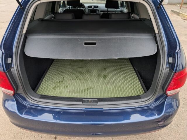 Синій Фольксваген Гольф, об'ємом двигуна 1.6 л та пробігом 294 тис. км за 8900 $, фото 12 на Automoto.ua