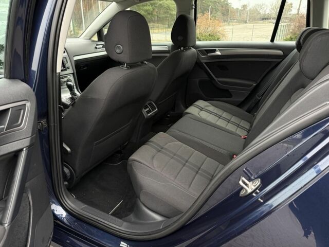 Синий Фольксваген Гольф, объемом двигателя 1.6 л и пробегом 283 тыс. км за 10950 $, фото 18 на Automoto.ua