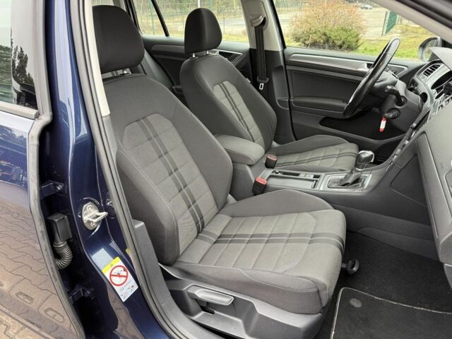 Синий Фольксваген Гольф, объемом двигателя 1.6 л и пробегом 283 тыс. км за 10950 $, фото 19 на Automoto.ua