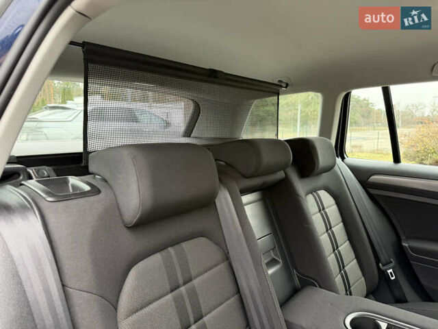 Синій Фольксваген Гольф, об'ємом двигуна 1.6 л та пробігом 283 тис. км за 10950 $, фото 40 на Automoto.ua