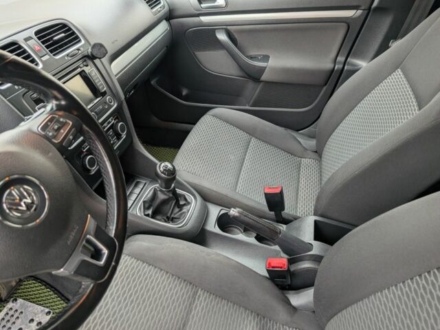 Синій Фольксваген Гольф, об'ємом двигуна 1.6 л та пробігом 294 тис. км за 8900 $, фото 16 на Automoto.ua