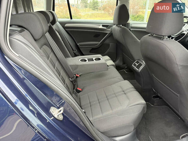 Синій Фольксваген Гольф, об'ємом двигуна 1.6 л та пробігом 283 тис. км за 10950 $, фото 42 на Automoto.ua