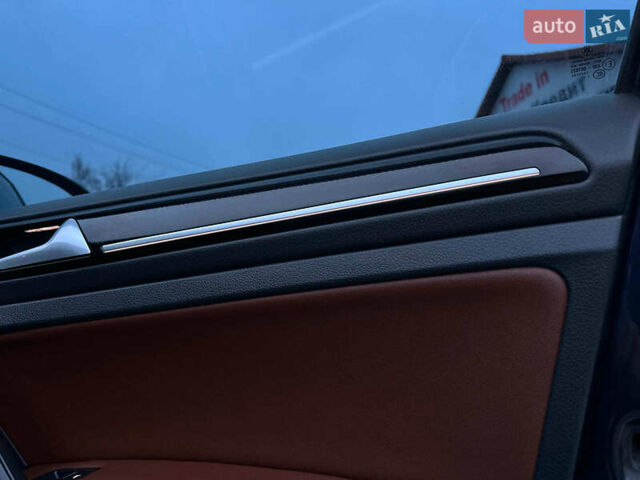 Синий Фольксваген Гольф, объемом двигателя 1.6 л и пробегом 251 тыс. км за 11490 $, фото 27 на Automoto.ua