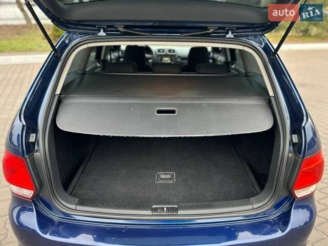 Синій Фольксваген Гольф, об'ємом двигуна 1.6 л та пробігом 368 тис. км за 6900 $, фото 19 на Automoto.ua