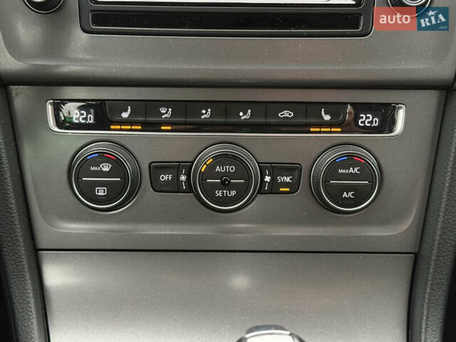 Синій Фольксваген Гольф, об'ємом двигуна 1.6 л та пробігом 283 тис. км за 10950 $, фото 33 на Automoto.ua