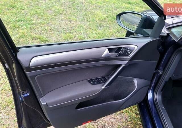 Синий Фольксваген Гольф, объемом двигателя 1.97 л и пробегом 238 тыс. км за 11800 $, фото 7 на Automoto.ua