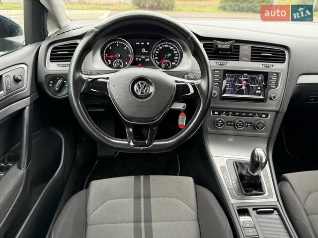 Синій Фольксваген Гольф, об'ємом двигуна 1.6 л та пробігом 283 тис. км за 10950 $, фото 26 на Automoto.ua